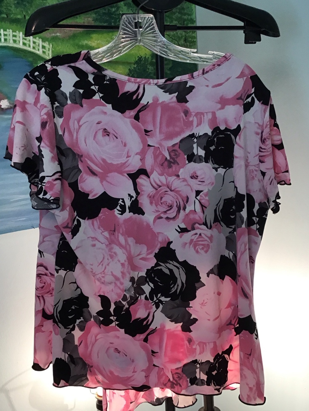 Kim Rogers Pink and Black Floral V-Neck Blouse - Picture 2 of 3